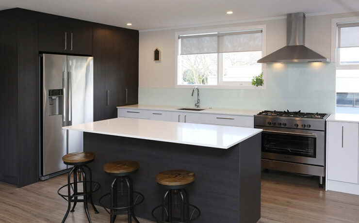 Clarke family kitchen by Jag Kitchens