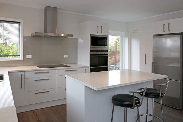 New Life for Outdated Kitchen | Jag Kitchens