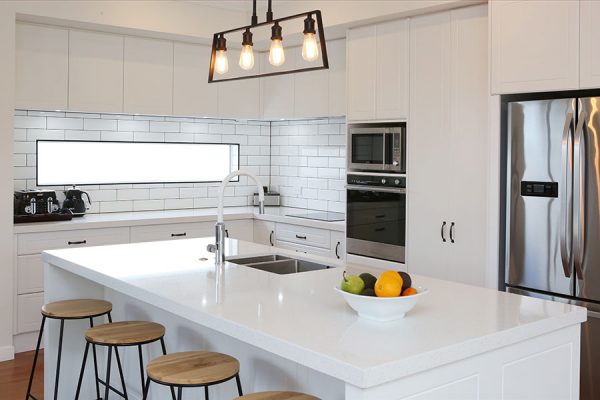 Contemporary White kitchen | Jag Kitchens