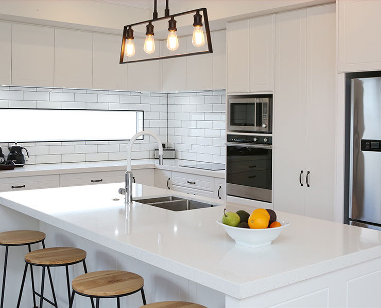 Contemporary White kitchen | Jag Kitchens