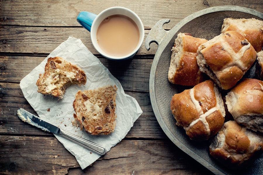 Handmade hot cross buns | Jag Kitchens